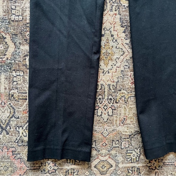 Lilly Pulitzer Trousers in black - Picture 2 of 5